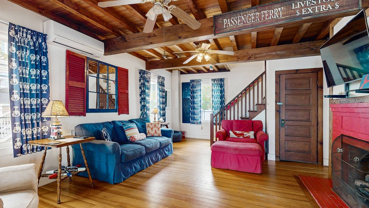 Ocean Park House | Ocean view home w/roof deck & patio - great for families, steps to beach