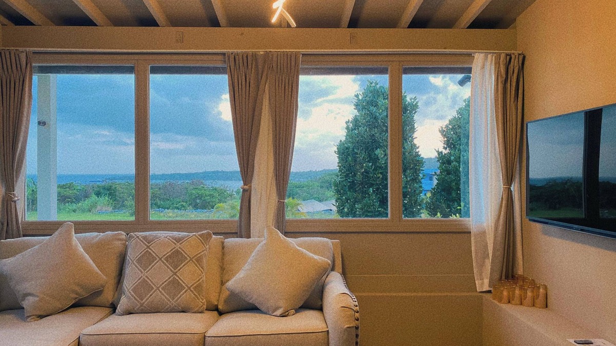 Sakimotobu Villa | Ocean View Villa with Free Snorkel gear & Diving Discount