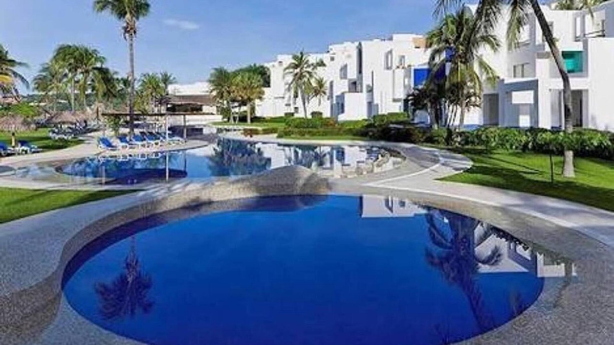 Santa Maria Huatulco Condo | Ocean view with private plunge pool & amenities
