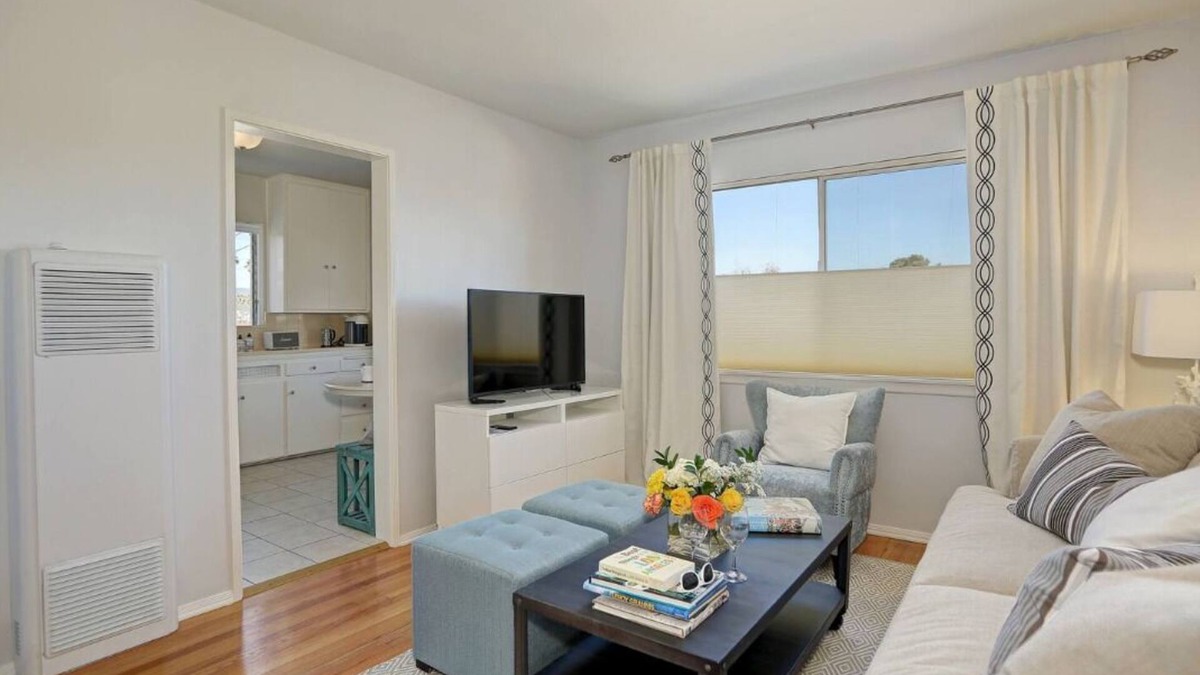 Ocean Park Apartment | Ocean view with your capuccino
