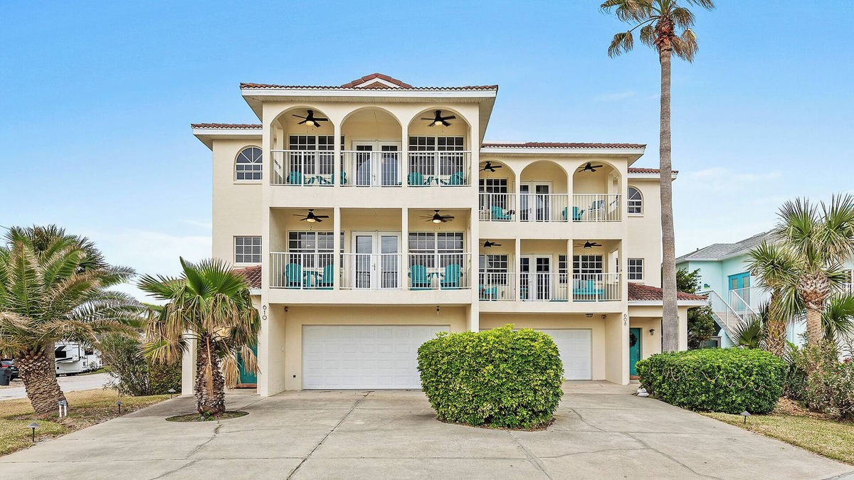 Horton Shores House | Ocean Views from this Luxury Townhome!