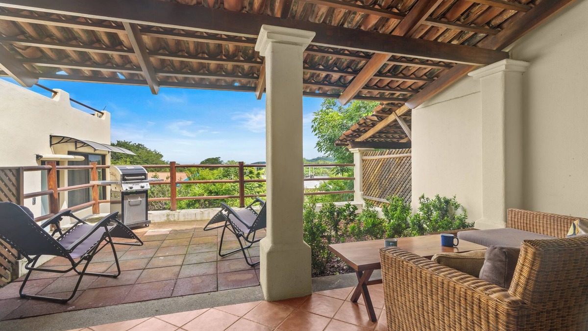 Coco Sunset Hills Condo | Ocean Views - Gated Community - 5 Pools