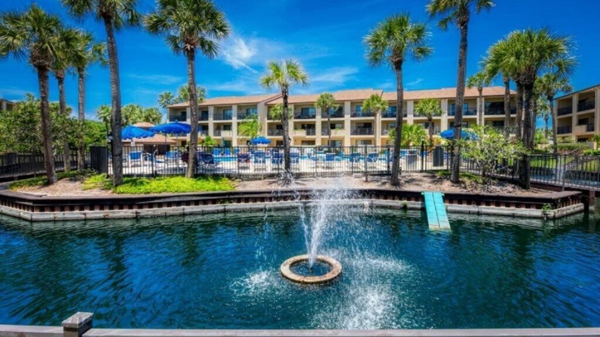 Surfcrest Village Condo | Ocean Villas 6, Ocean View, Pet Friendly