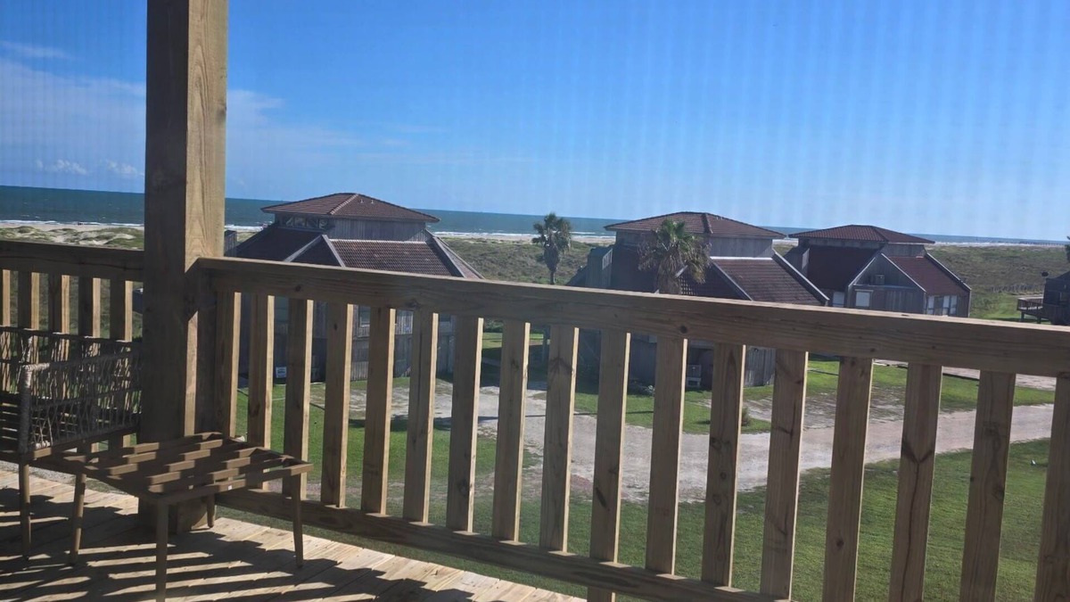 Matagorda House | Ocean Vista 360 view matagorda beach New Beach house 4 BR 4 BH 12 ppl