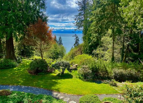 Juan de Fuca Electoral Area House | Ocean Wilderness Inn