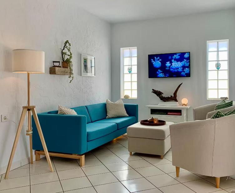 Rokers Point House | Oceanfront Beautiful Villa!