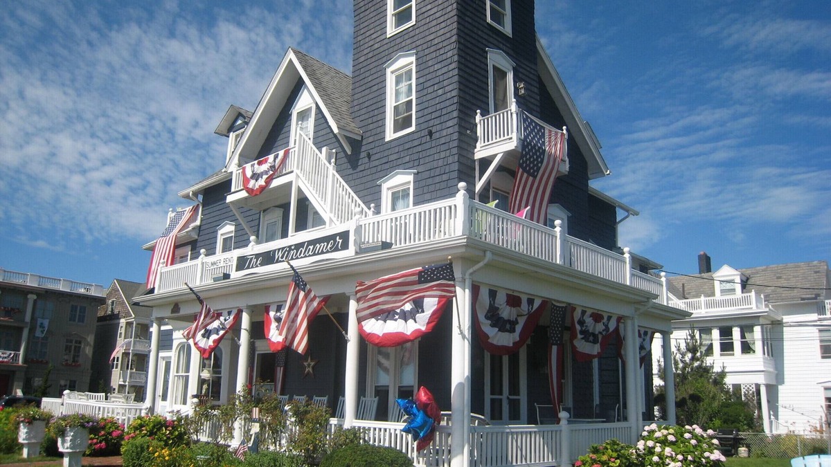 Ocean Grove House | OCEANFRONT 1ST FL STUDIO 2200 WKLY OCEAN VIEWS July and August dates available