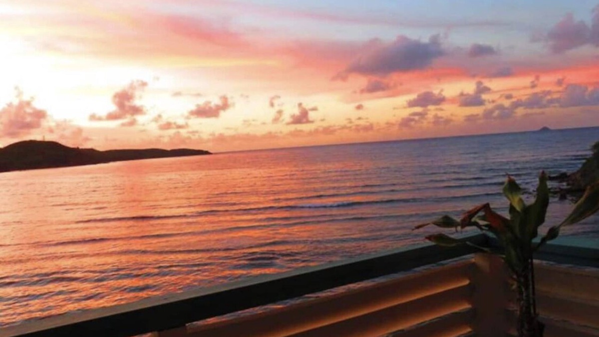 Bolongo Bay Condo | Oceanfront 2 bedroom/2bath in beautiful Bolongo Bay