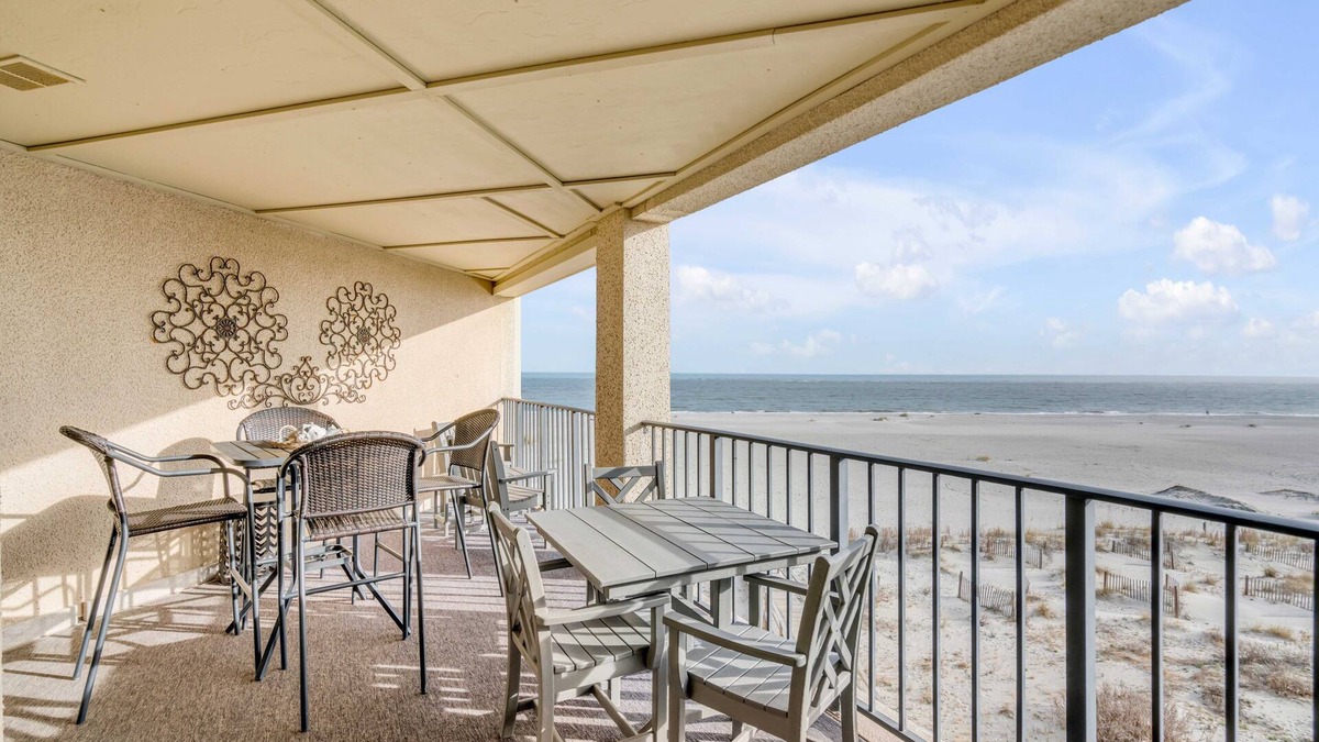 Isle of Palms Condo | Oceanfront 2BR, 2BA Condo in Wild Dunes! Community Pool! Great View Looking at the Atlantic Ocean!