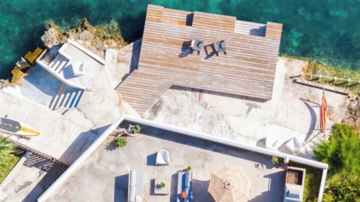 Sandys Apartment | Oceanfront 3bed w/Private Patio & Garden - 4B