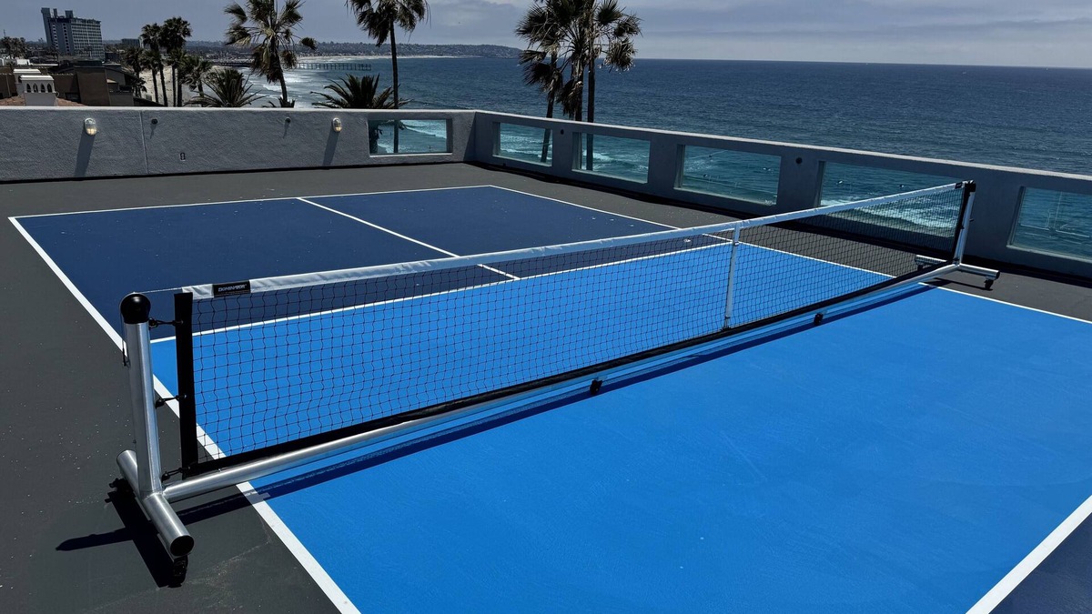 La Jolla House | Oceanfront Beach, Pool, Hot Tub, Pickleball, Movie Theater, Elevator & Golf Cart
