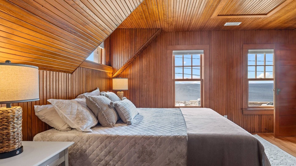 Scituate House | Oceanfront Coastal Retreat w/Beach Access, Deck, Views, Near Downtown Scituate!