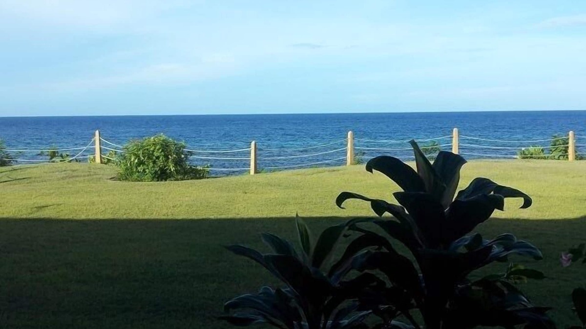 Ocho Rios Condo | Oceanfront Condo, Tranquil Beach with Amazing Sunsets, 24 hour security