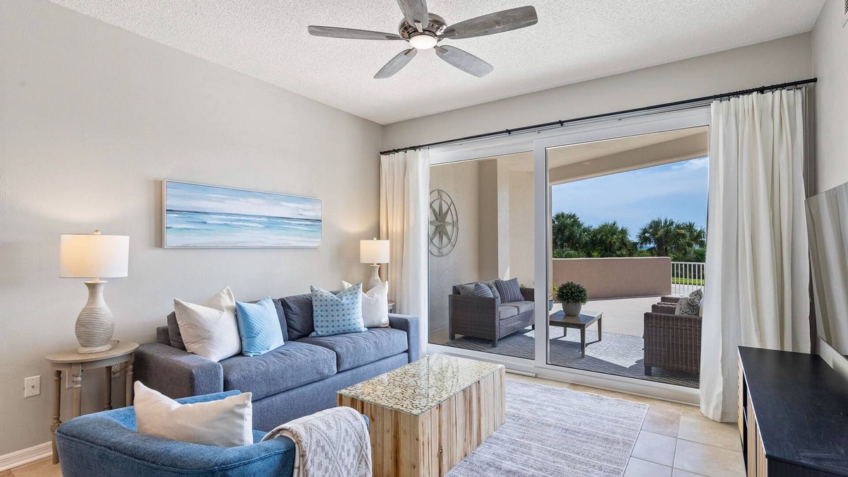 Palm Coast Condo | Oceanfront condo with large patio, direct water access, pool, central AC, & W/D