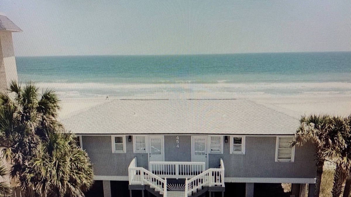 Ocean Cay Cottage | Oceanfront cottage with WOW views and on the BEACH!