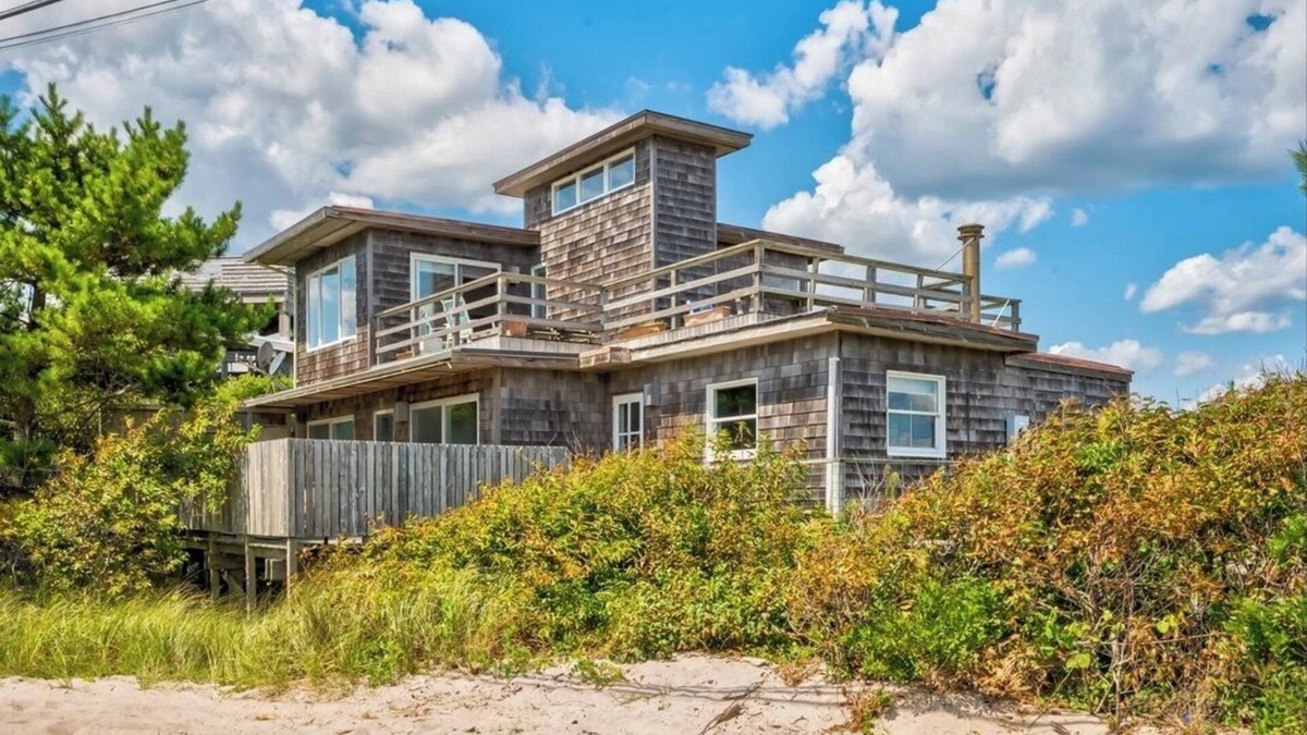 Davis Park House | OceanFront Davis Park FI Split AC Sleeps 10, EXPANSIVE OCEAN FRONT VIEWS LARGE DECKS NEWLY RENOVATED