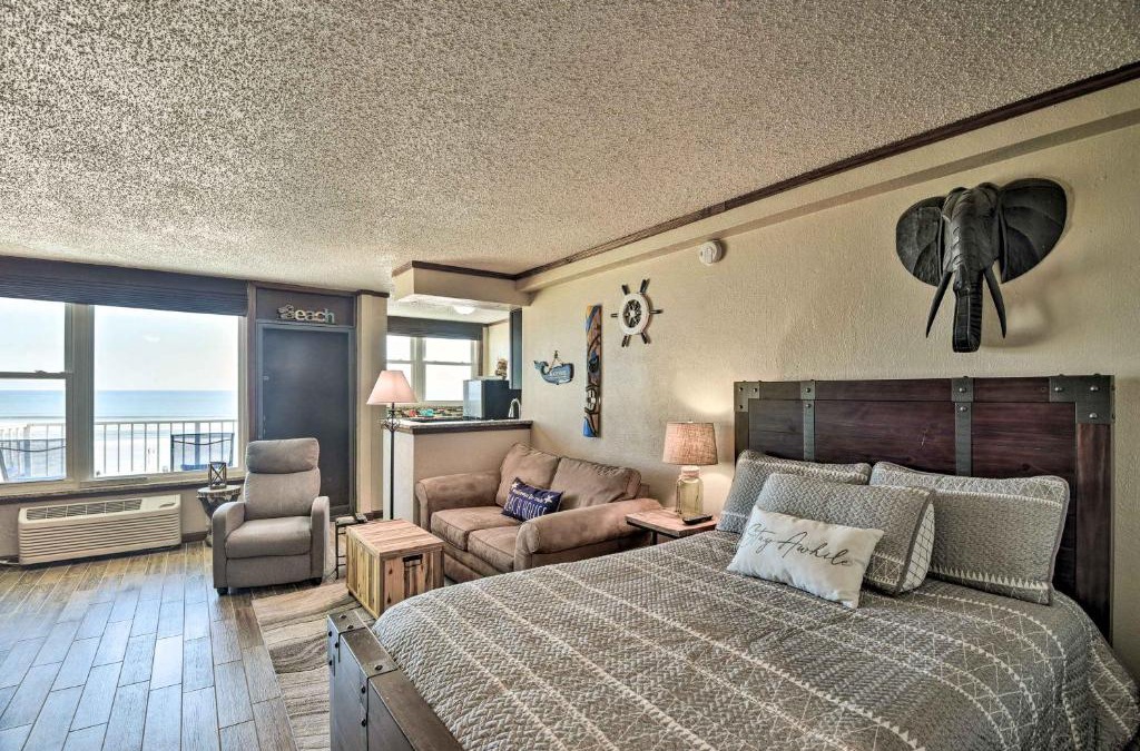 East Daytona Apartment | Oceanfront Daytona Beach Condo with New Pool!