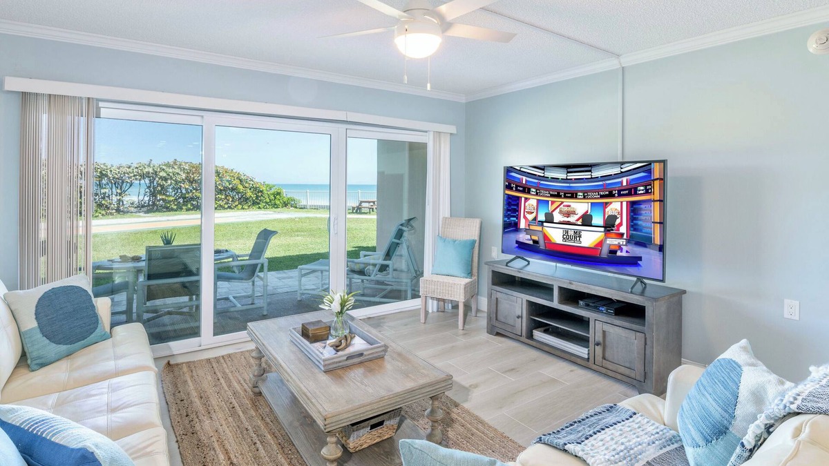 Tropic Condo | Oceanfront Ground-Floor Getaway with Pool & Beach Access ☀️