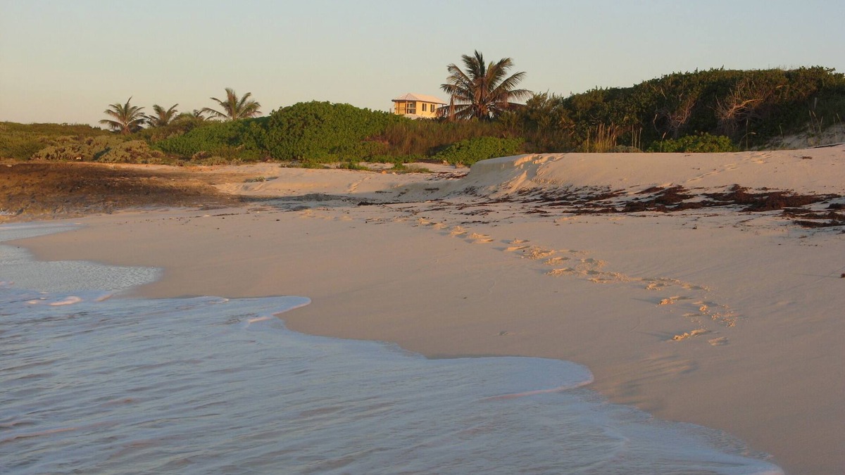 Cherokee Sound House | Oceanfront home 25 minutes from Marsh Harbour MHH, Abaco Bahamas
