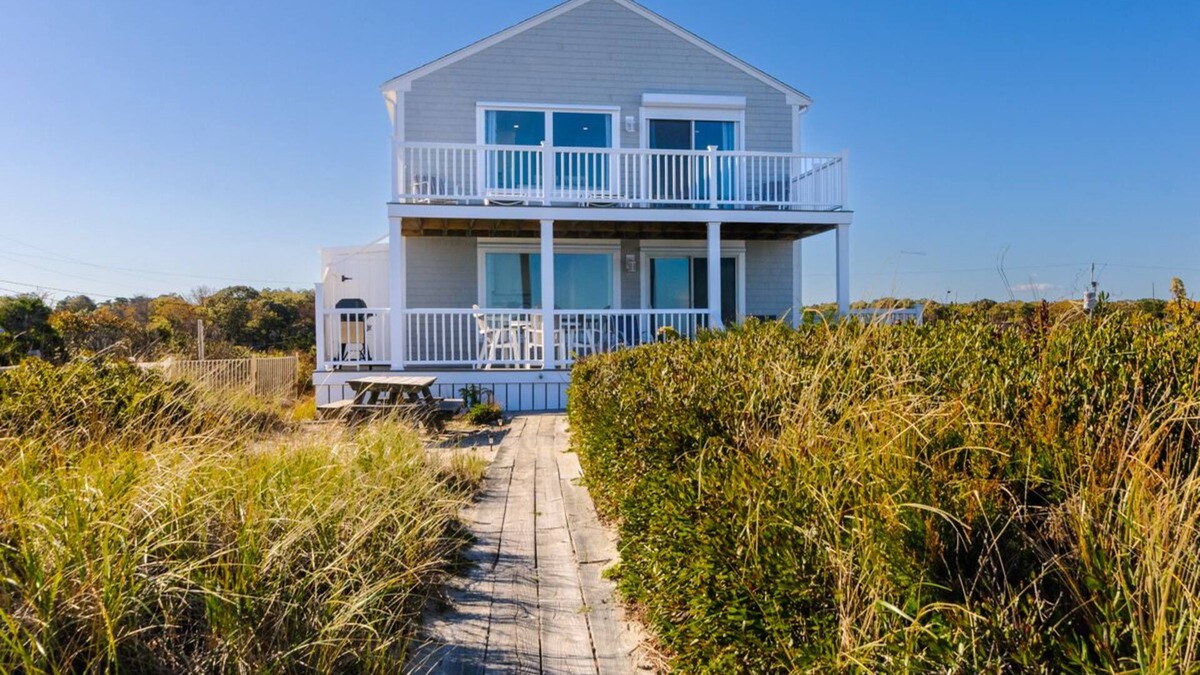 East Sandwich House | Oceanfront Home, East Sandwich Beach, AC