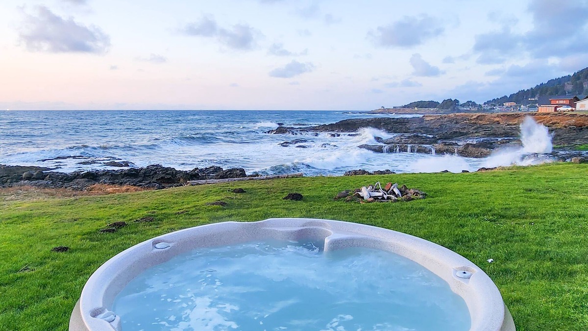 Yachats House | Oceanfront home in the heart of Yachats
