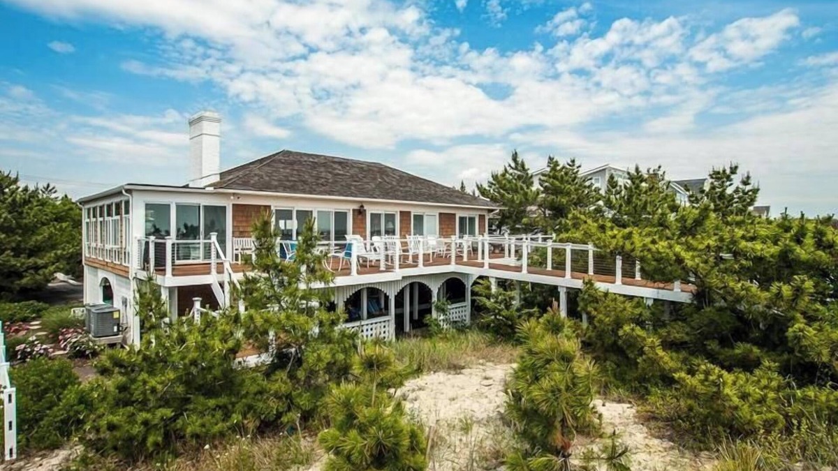 North Shores House | Oceanfront Luxury: 8BR Home in Exclusive North Shores, Rehoboth Beach