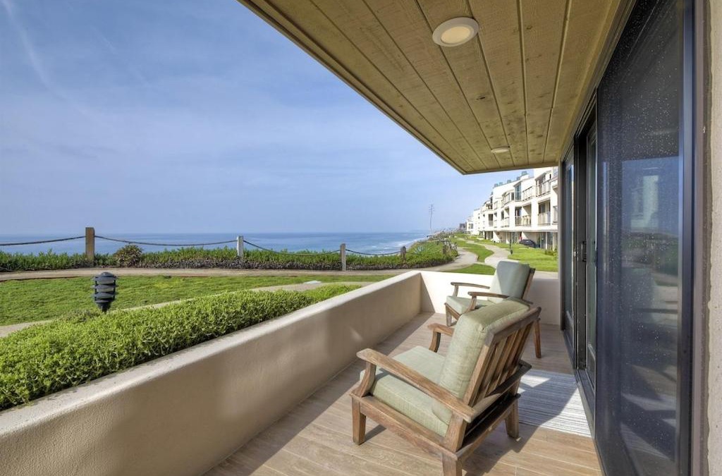 Solana Beach Apartment | Oceanfront Luxury, Fully Remodeled, Five-Star