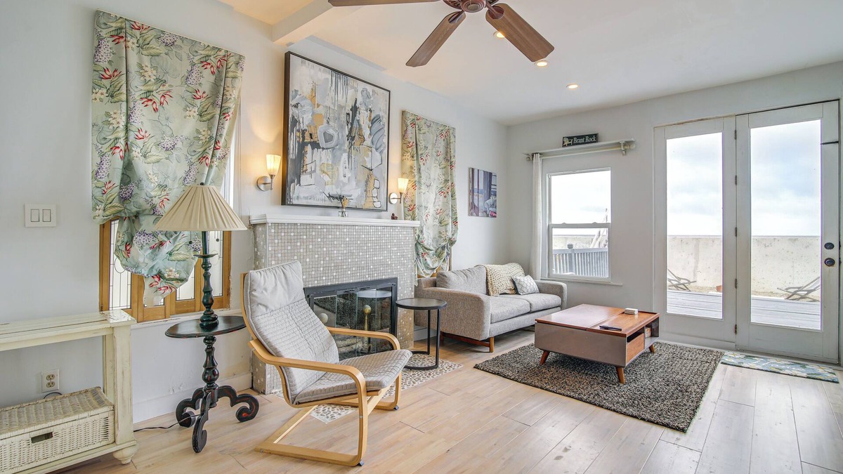 Brant Rock House | Oceanfront Marshfield Home on Brant Rock Beach