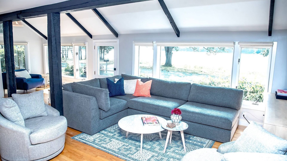 North Kingstown House | Oceanfront Modern Cape, 15 min to Newport!