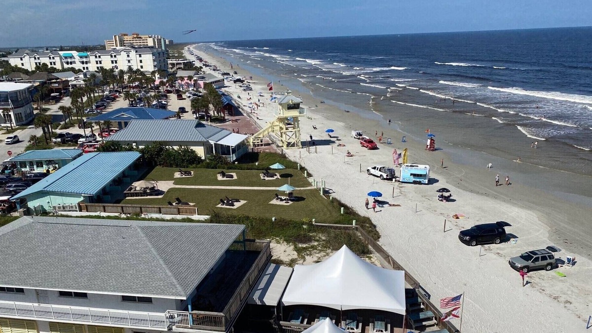 New Smyrna Beach Condo | Oceanfront Penthouse Panoramic Views ! New Smyrna Beach Walk To Flagler Ave