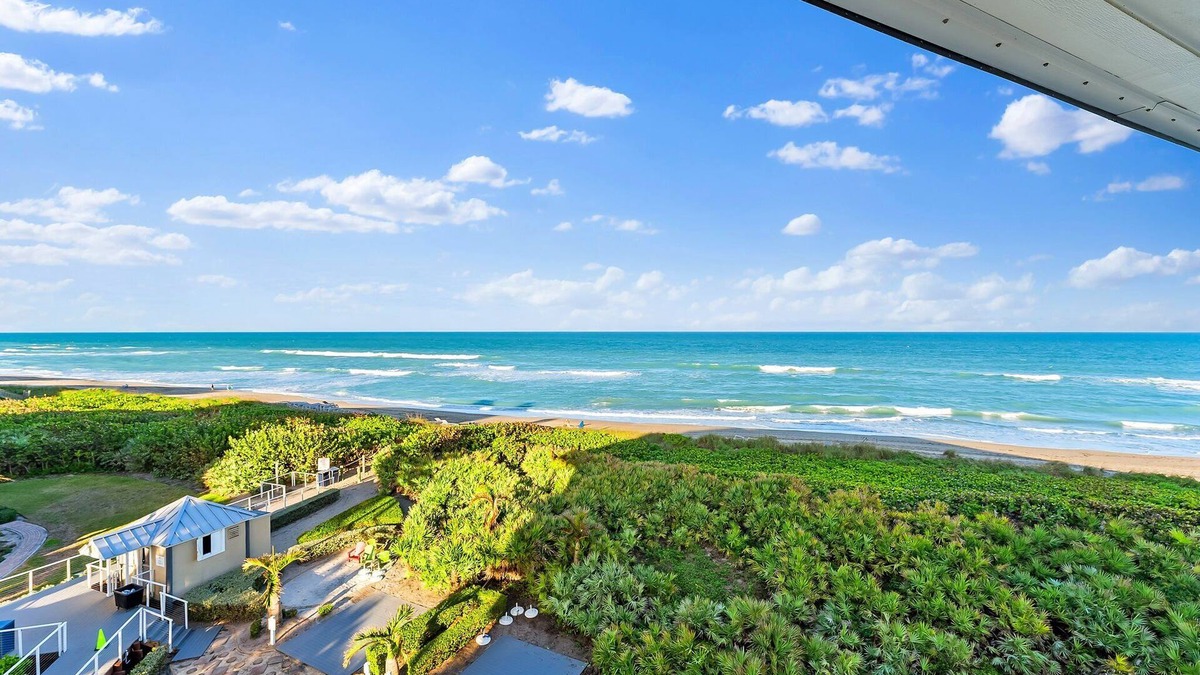 Stuart Condo | OCEANFRONT Penthouse XL Balcony w/Gorgeous Views, S. Hutchinson Island/Stuartn