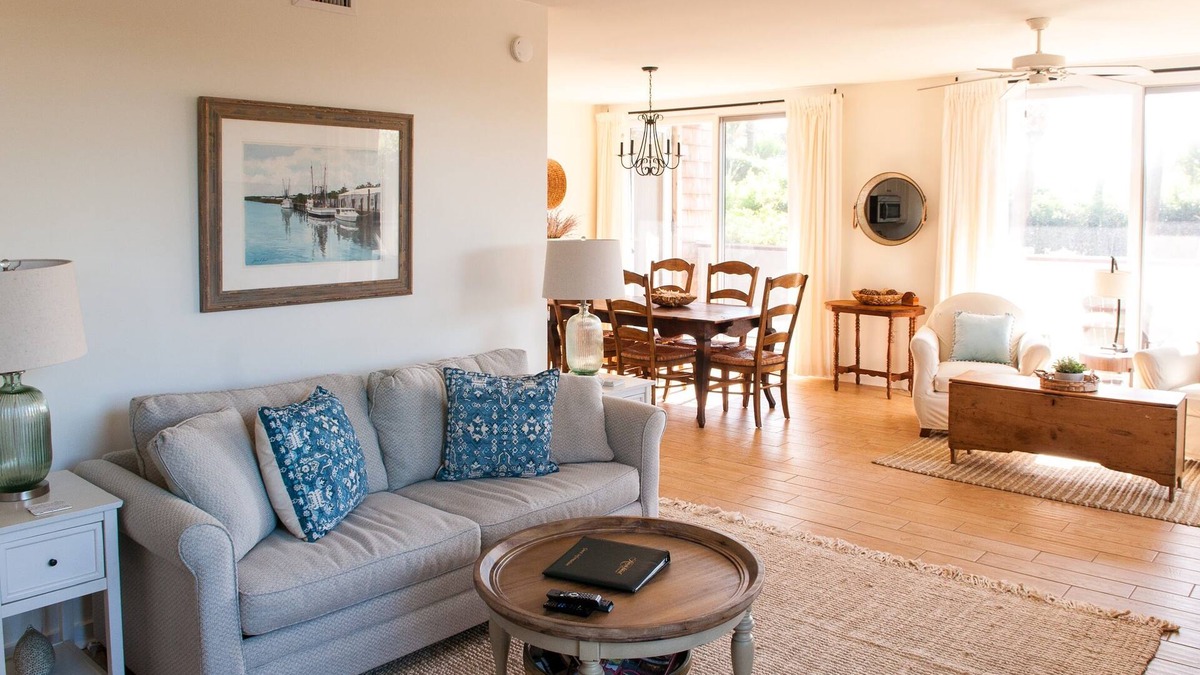 West Beach Village Villa | Oceanfront Premium Villa, 2BD/2BA master suites, Pool access, Resort Privileges