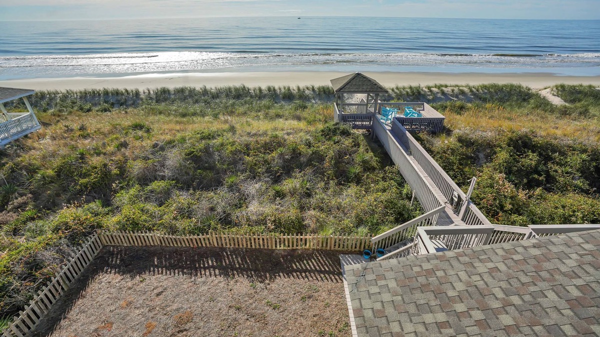 Oak Island House | Oceanfront, private beach access, Sleep 22, elevator seven bedroom, 4 1/2 bath