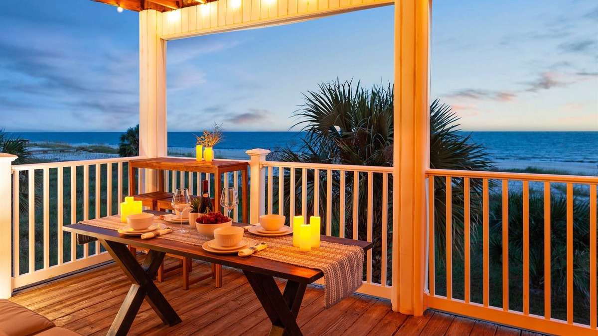 Port St. Joe House | Oceanfront | Quiet Beach | 2 Balconies | Arcades | Kayaks