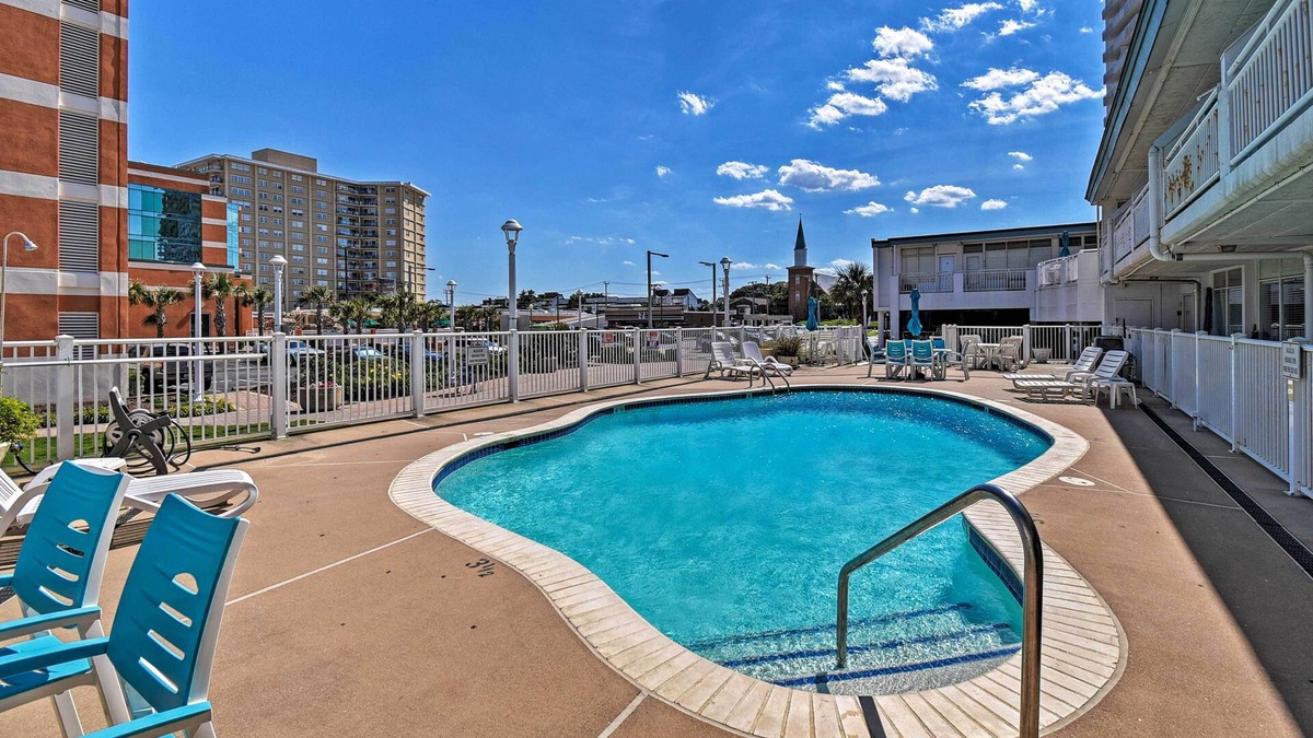 Northeast Virginia Beach Apartment | Oceanfront Resort Studio on Virginia Beach!
