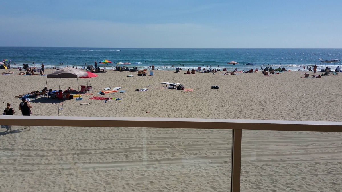 West Newport Condo | OCEANFRONT right on the board walk and the sand