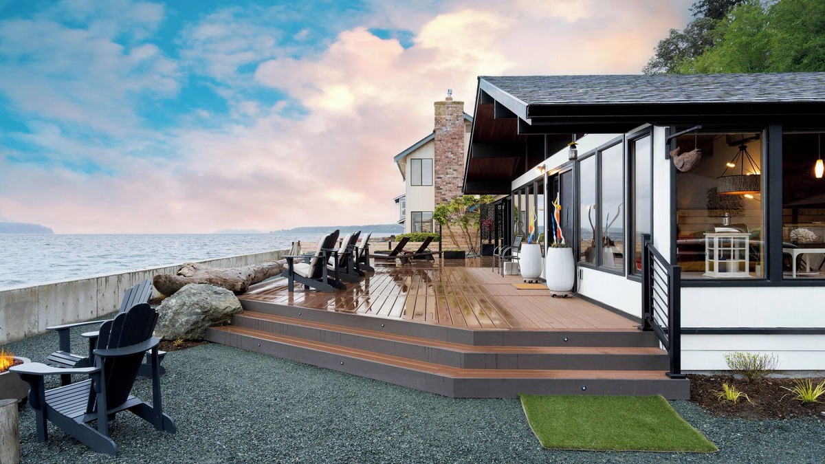 Bells Beach Cabin | Oceanfront w/Game Room, Fire Pit, Panoramic Views | Angels Landing by AvantStay