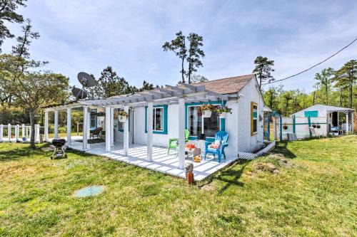 White Stone House | Oceanfront White Stone Cottage with Private Beach!