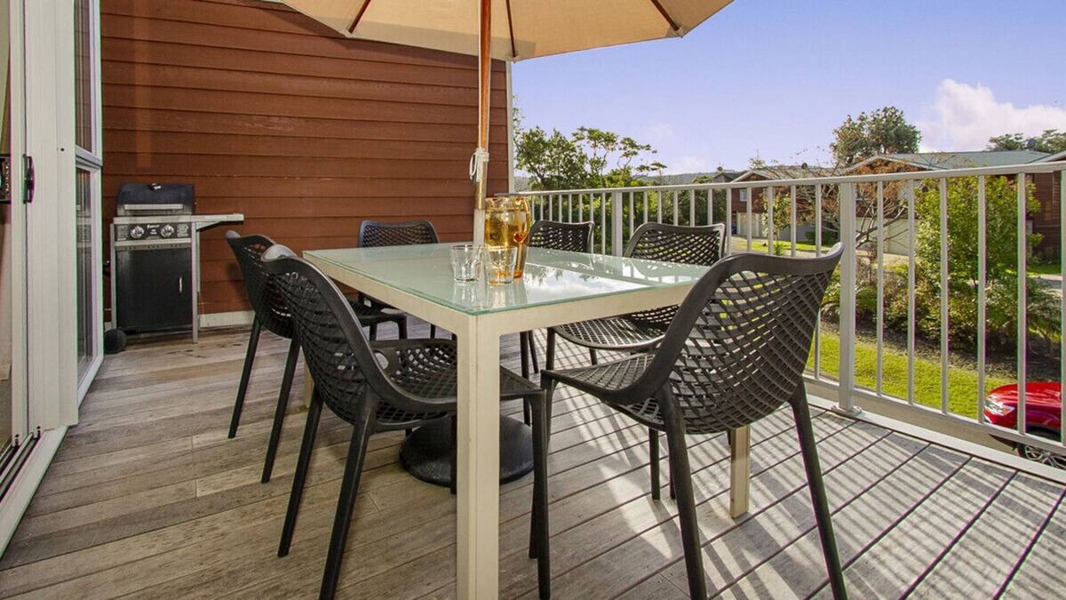 Whitianga Cottage | Oceans on Eyre - Buffalo Beach Holiday Apartment
