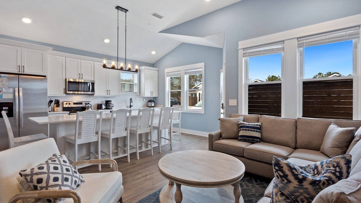 Corolla Light House | Oceanside 2BR Near Beach & Currituck Lighthouse