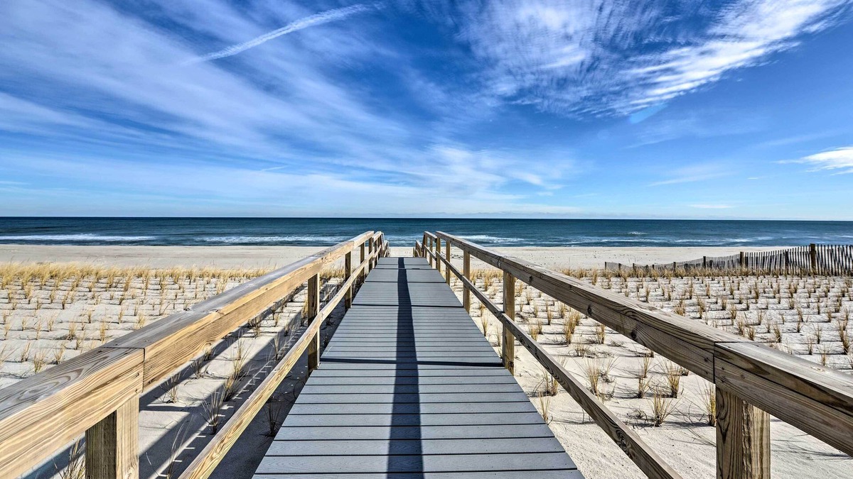 Mantoloking House | Oceanside Beach House in Pvt Beach Community!