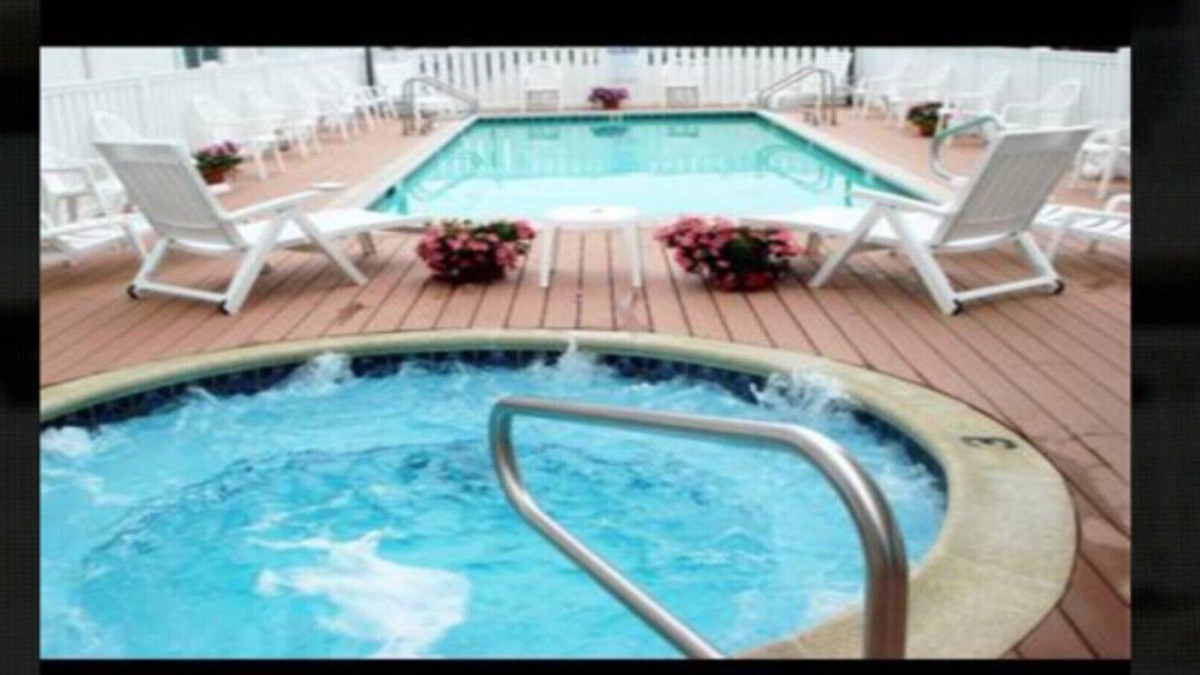 Ocean City Condo | Oceanside Condo on Beach and Boardwalk Ramp