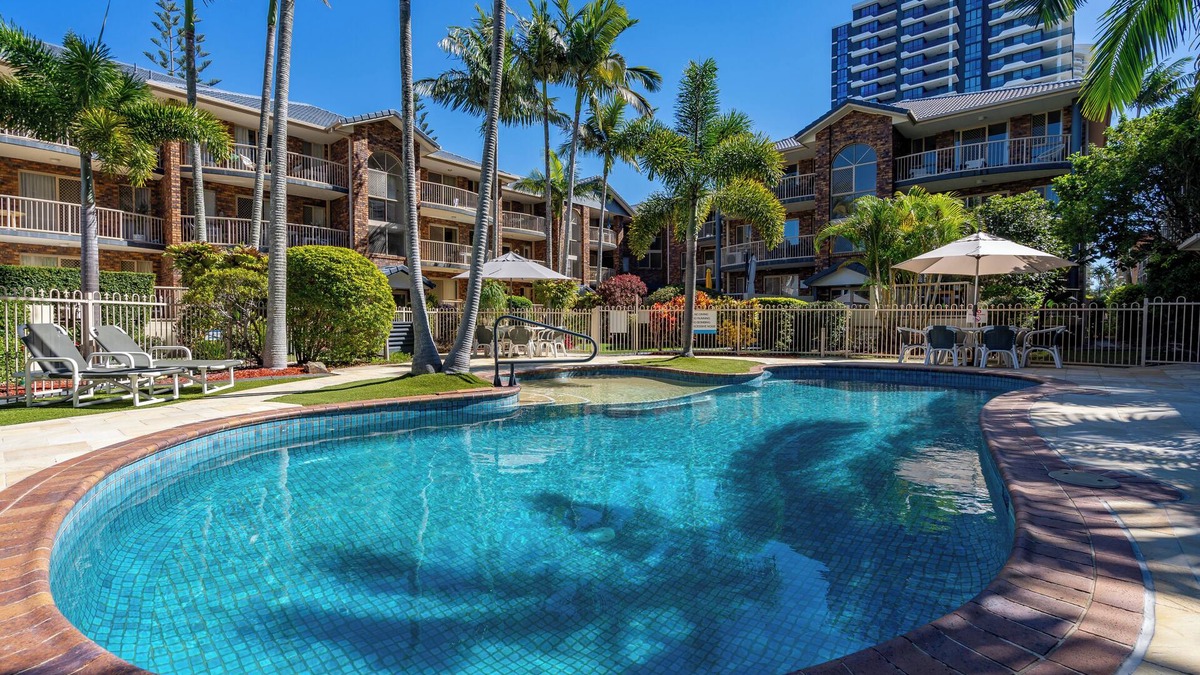 Burleigh Heads Apartment | Oceanside Cove Holiday Apartments