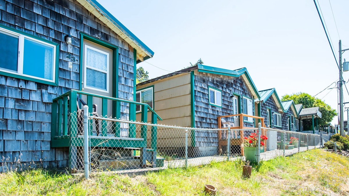 Oceanside Cabin | Oceanside Ocean Front Cabins