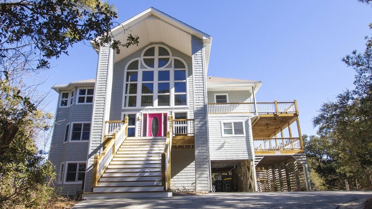 Ocean Hill House | Oceanside, Pool, Hot Tub, Close to Beach, OH1, Silver Sandcastle
