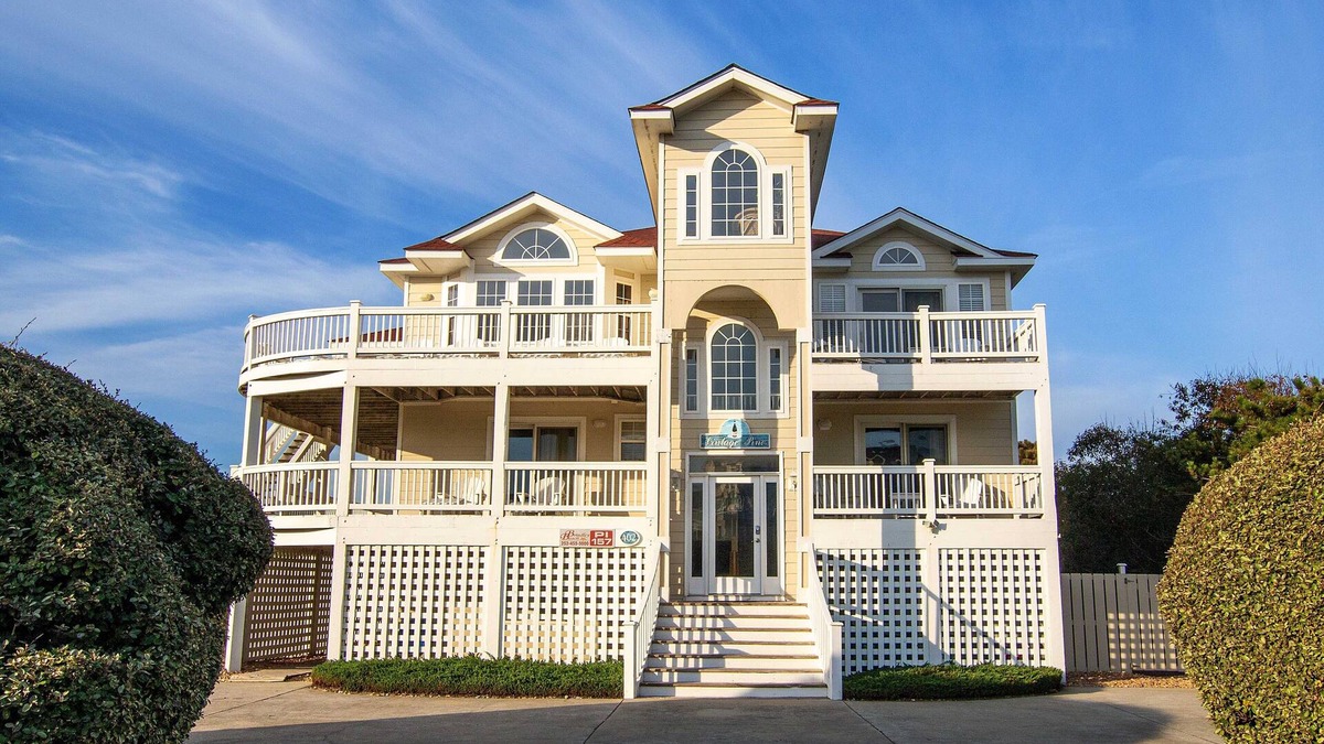 Pine Island House | Oceanside, Private Pool, Rec Room, Vllyball, PI157, Vintage Pine