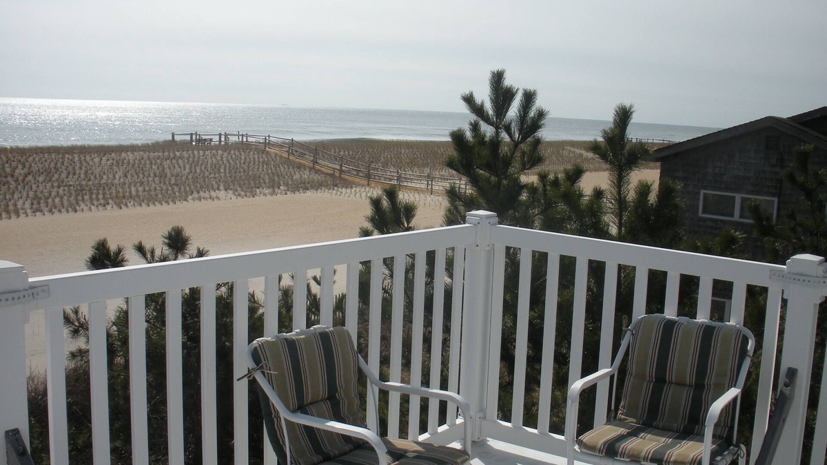 Harvey Cedars House | Oceanside, Second From Beach, Ocean View 2nd/3rd floors. 4 Bedrooms