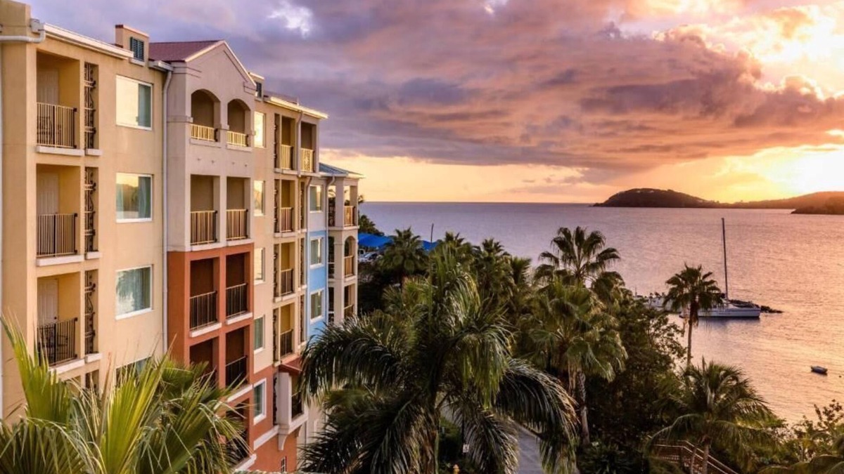 Estate Bakkero Villa | Oceanview 2BR Villa | Marriott Frenchman's Cove