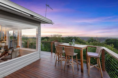 Rosebud House | Oceanview 3-Bed Family Home with Cinema Room