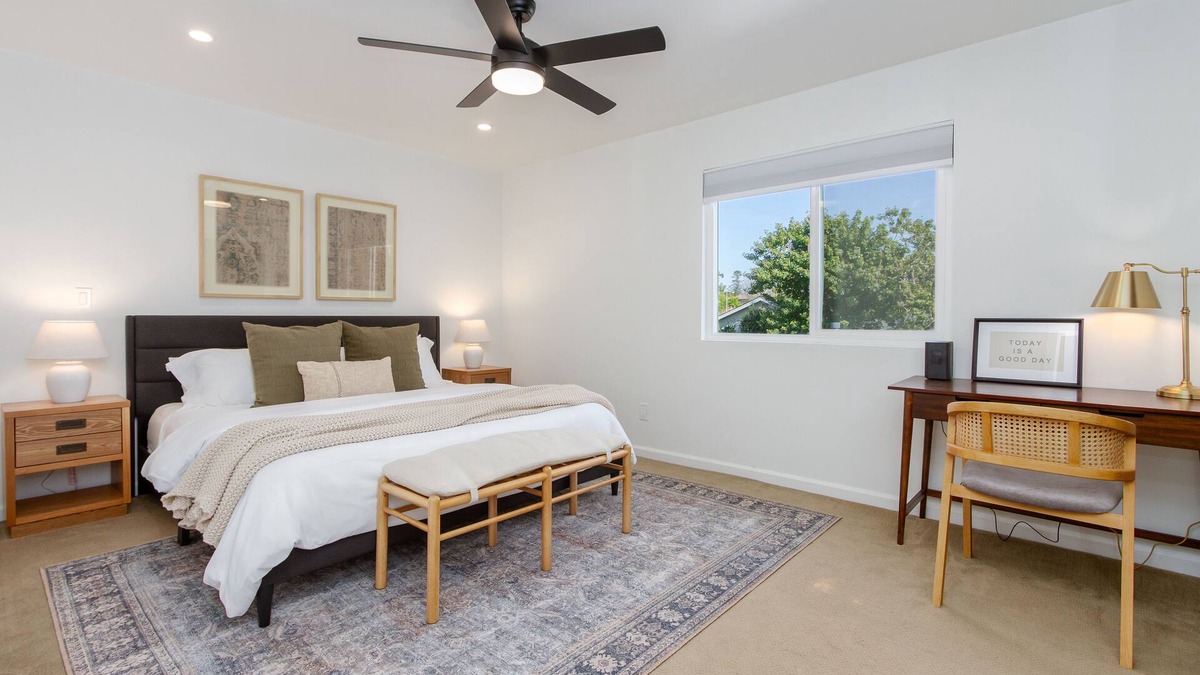 Fire Mountain House | Oceanview Beach Getaway